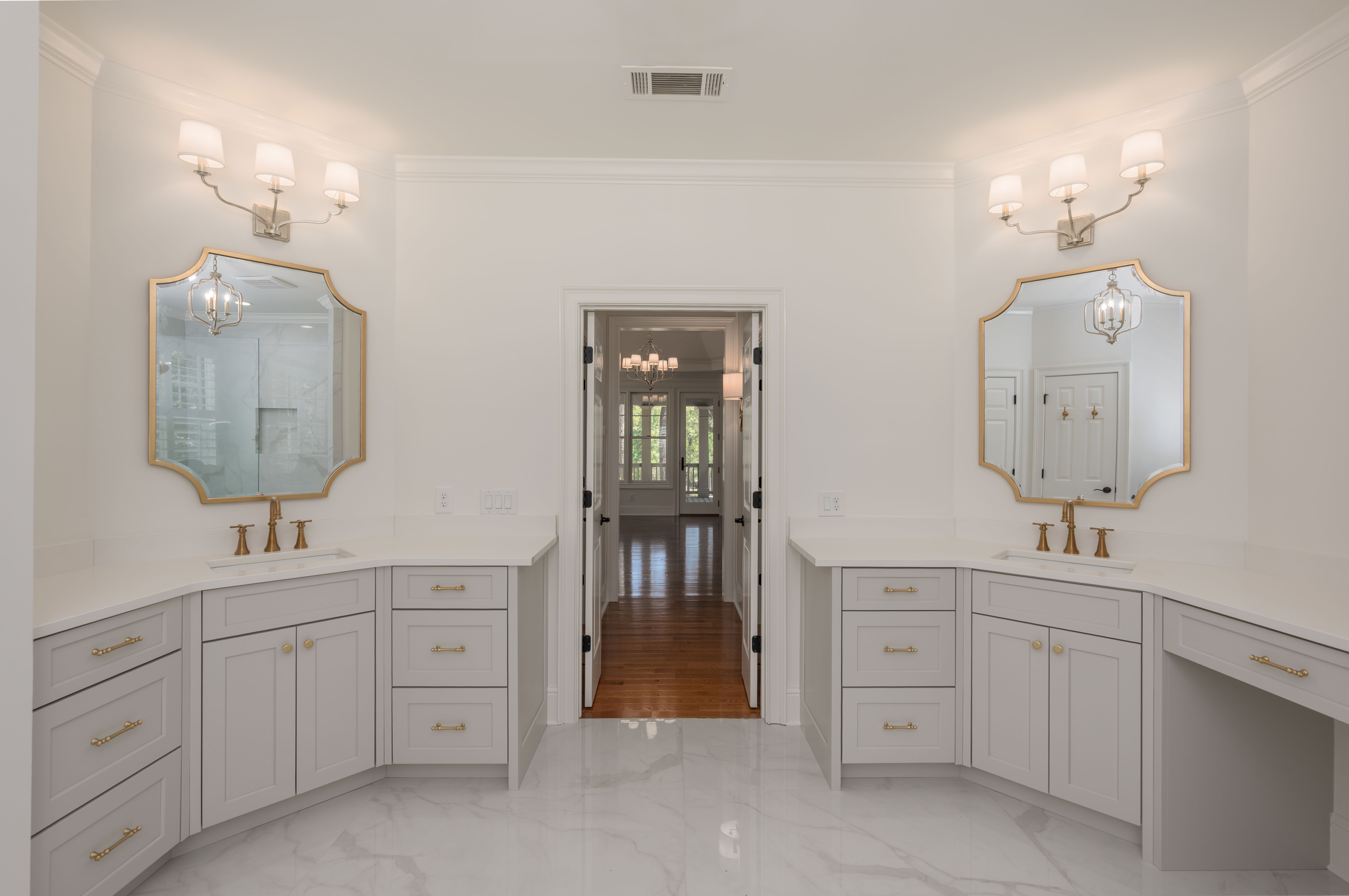 1021 Homestead image 22